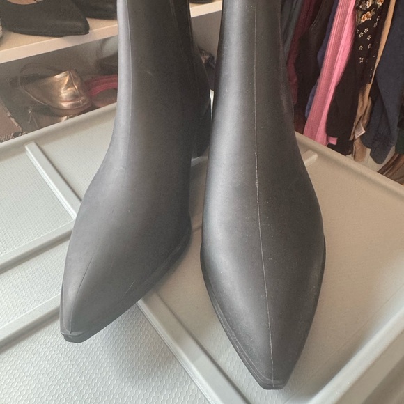 Jeffrey Campbell Mist Chelsea Black Rain Boots Size 9 - Picture 2 of 6